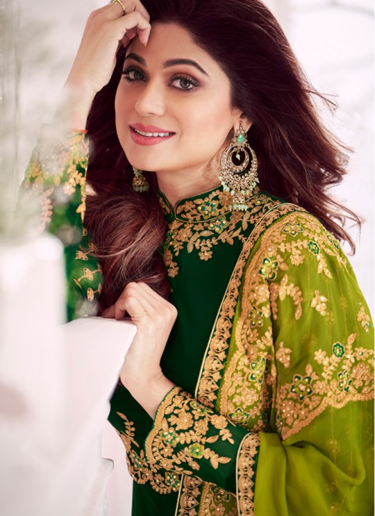 Green Georgette Embroidered Abaya Style Anarkali Saanvi -2 8258 By Aashirwad Green Georgette Embroidered Abaya Style Anarkali Saanvi -2 8258 By Aashirwad