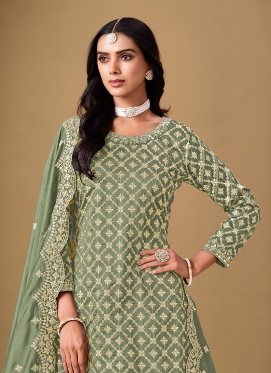222D Green Art Silk Embroidered Semi-Stitched Lehenga Suit 222D Green Art Silk Embroidered Semi-Stitched Lehenga Suit