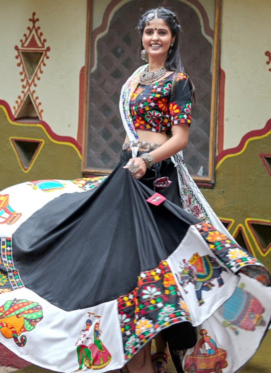 Raas Vol 1 By Khushbu Fashion 1062 Black Cotton Navratri Chaniya Choli