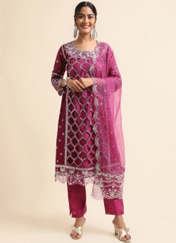 5001 to 5005 Series Designer Pakistani Suits By Kilruba