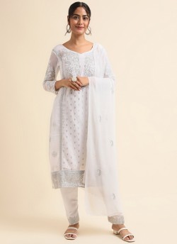 White Faux Georgette Pakistani Suit SC-017133