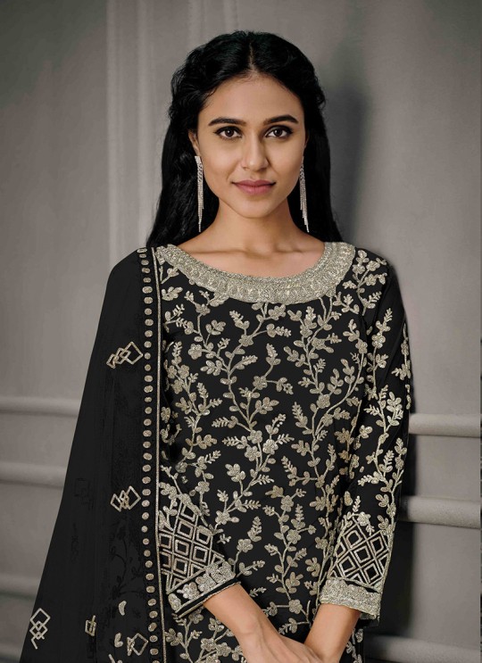 Black Net Embroidered Semi-Stitched Salwar Kameez 4925H Black Net Embroidered Semi-Stitched Salwar Kameez 4925H
