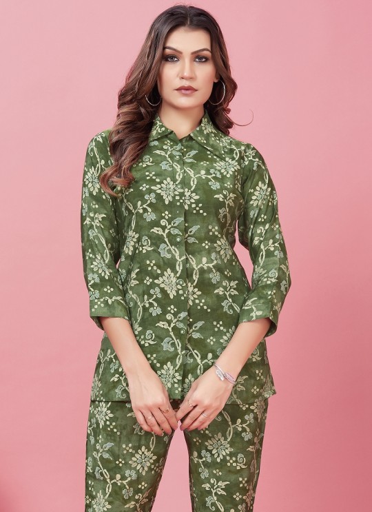 Green Chanderi Readymade Co-ord Set | Digital Print CO-ORD QUEEN 795 Green Chanderi Readymade Co-ord Set | Digital Print CO-ORD QUEEN 795