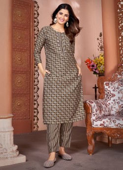 Magic Vol-2-8492 to 8499 By Moksh Ready-made Designer Straight Cut