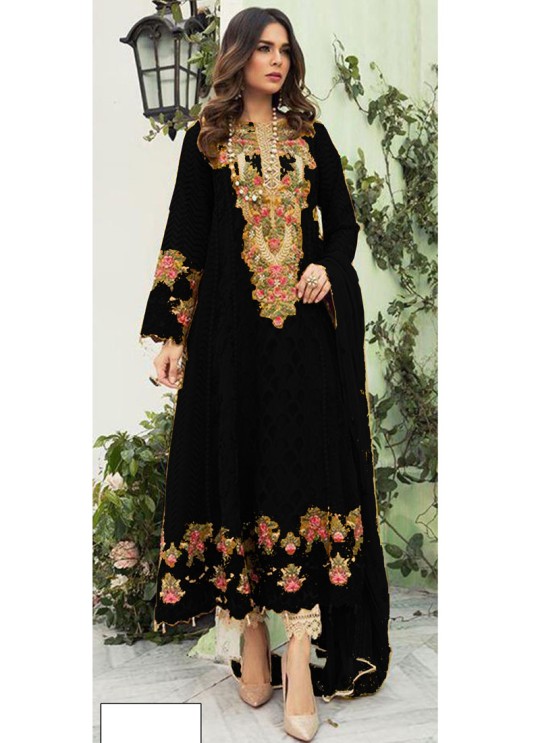Black Georgette Embroidered Pakistani Salwar Kameez SC/019393 Black Georgette Embroidered Pakistani Salwar Kameez SC/019393