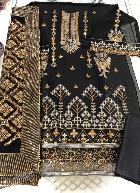 Black Georgette Embroidered Pakistani Suit SC/019583