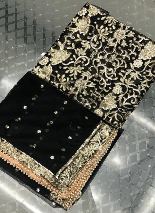 Black Net Bridal Pakistani Suit 65 Colours By Kilruba SC018281 Black Net Bridal Pakistani Suit 65 Colours By Kilruba SC018281