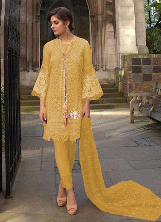Yellow Net Embroiderd Wedding Wear Pakistnai Suit 0032 Colours 0032G By Kilruba SC/018725
