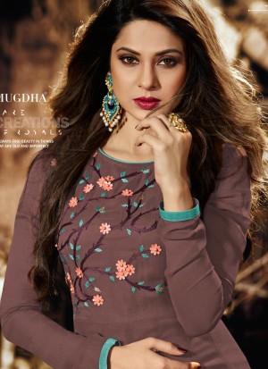 jennifer winget casual dresses Jennifer Winget-Inspired 8 Boss Babe Outfits To Elevate Your Office Look