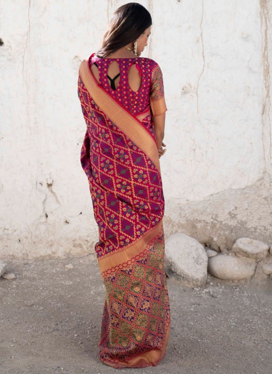 Magenta Handloom Silk Designer Saree Kadampalli Silk 102005 By Rajtex