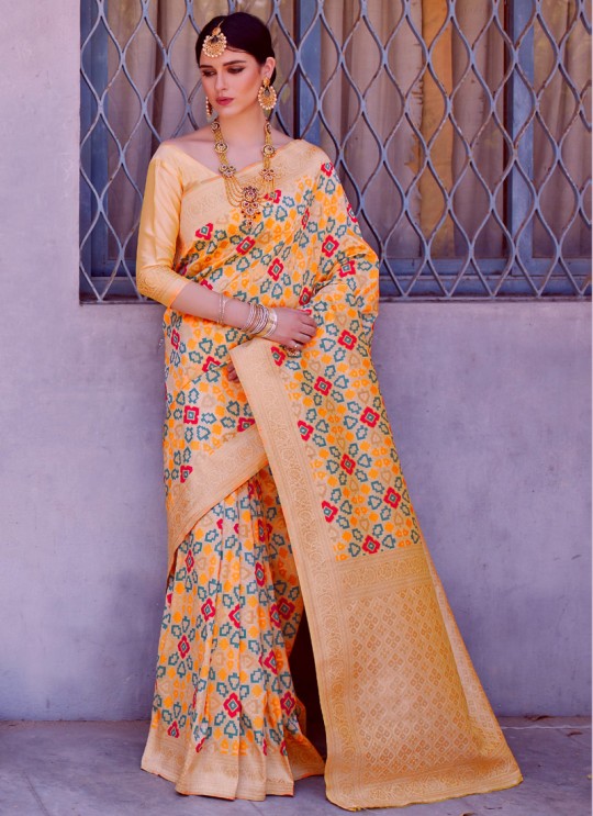 Cream Handloom Silk Wedding Saree Karmala Silk 89003 By Rajtex