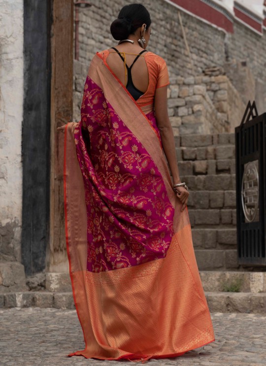 Magenta Handloom Silk Casual Saree Kalash 92008 By Rajtex