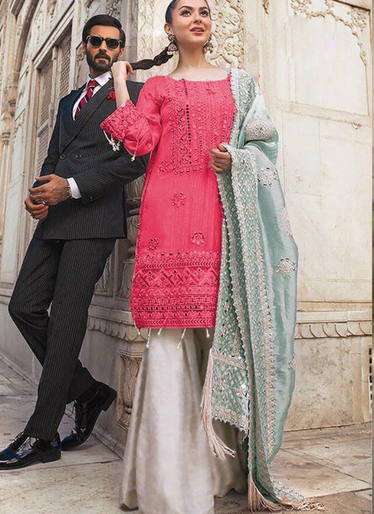 Pink Chiffon Wedding Wear Pakistani Suit SC/016981