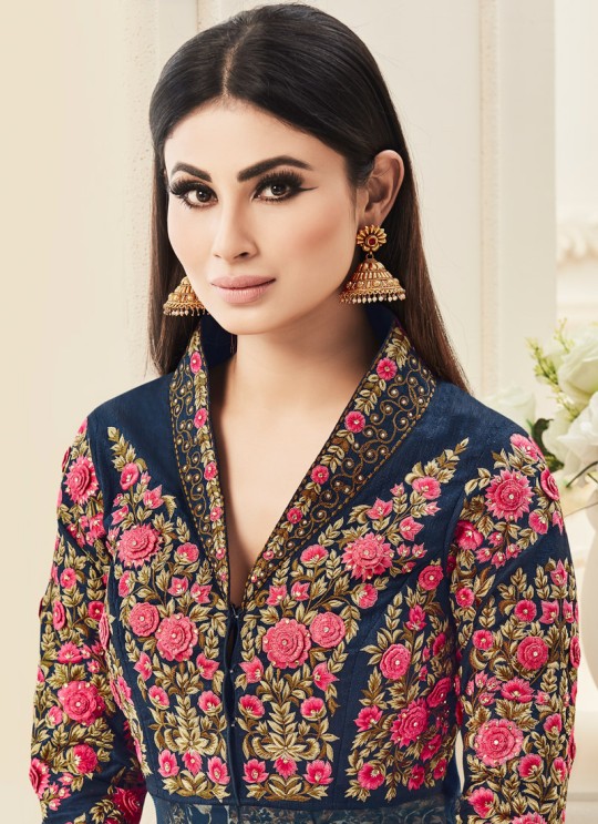 Grey Net N Silk Embroidered Floor Length Suit ROSSELL VOL 1 18001 By Arihant Grey Net N Silk Embroidered Floor Length Suit ROSSELL VOL 1 18001 By Arihant